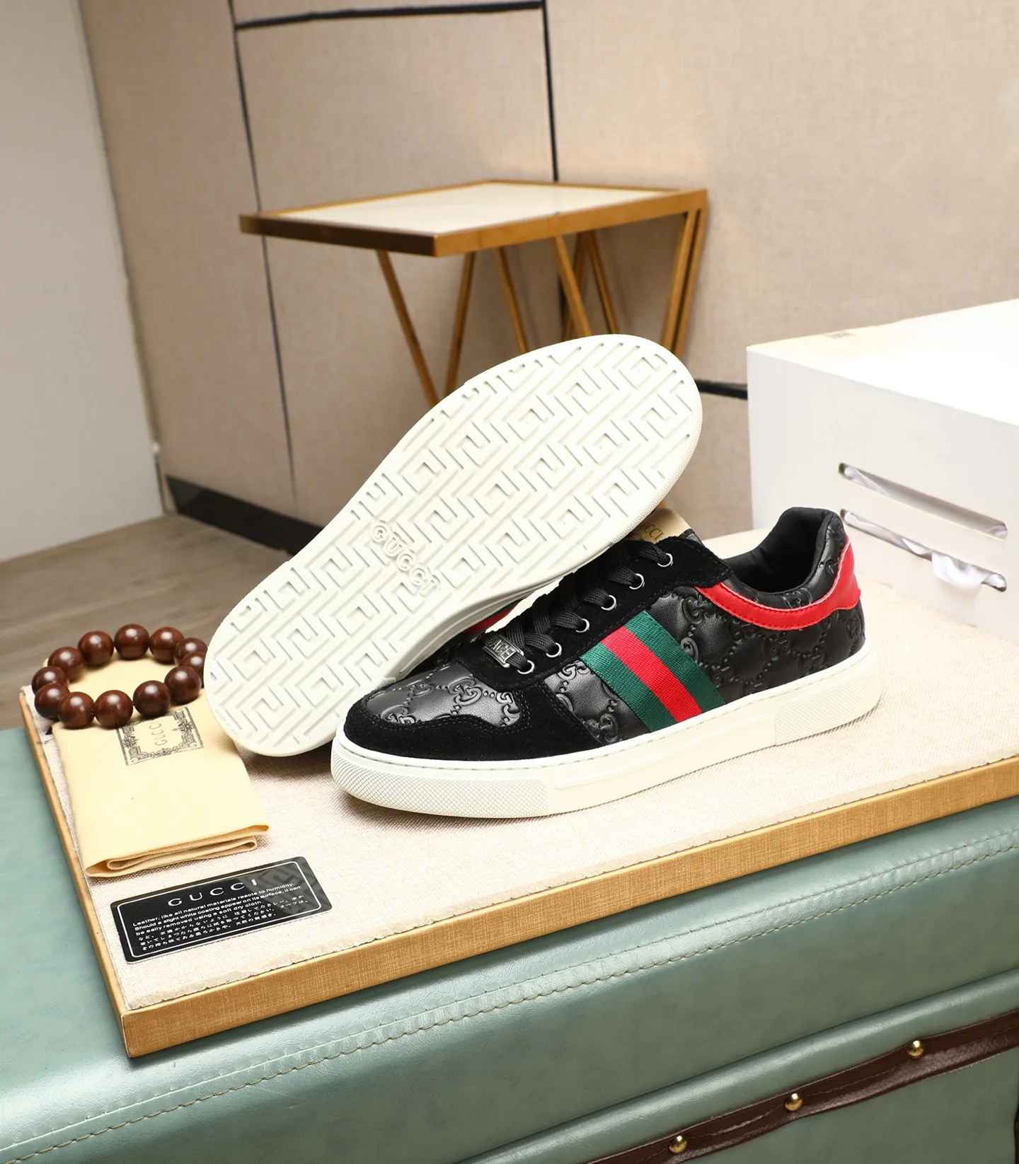 Men's men's shoes💰440 GUCCI🔍🔍2025 latest model Available at the counter at the same time, original calfskin imported from Italy, genuine leather lining, (high-end, extravagant, and classy) with exquisite workmanship, soles: original soles specially provided by the original factory, ⚠Exclusive double-layer movable molded soles are super comfortable⚠, real photos🎬The real ones are better🔍🔍"High quality·Follow the order" code number 39-44 (38 45 46 customized)
